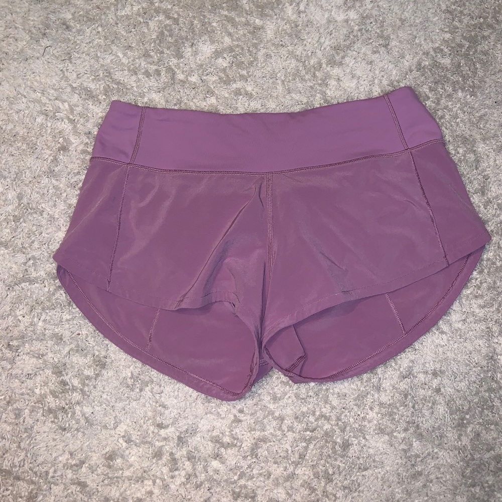 Like new !!! lululemon 2.5 speed up short